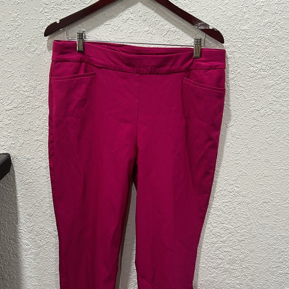 CHICOS dark fuchsia bottoms size 2 GUC - Picture 3 of 10